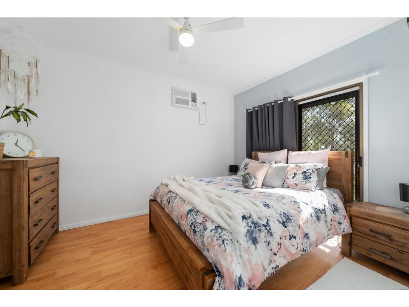 37 Johnstone Road, Stapylton QLD 4207