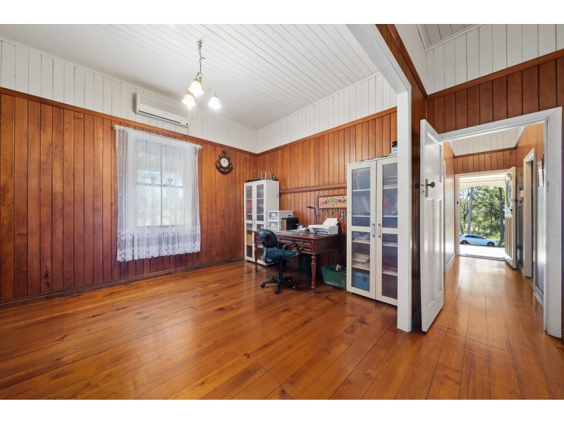 37 Johnstone Road, Stapylton QLD 4207