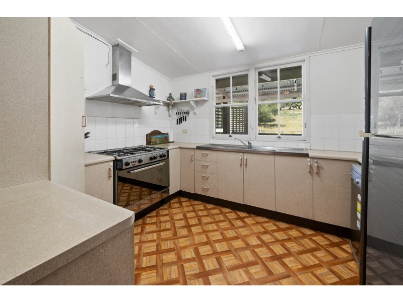 37 Johnstone Road, Stapylton QLD 4207