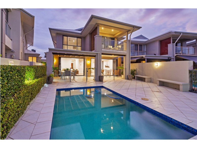24 Brindabella Close, Coomera Waters QLD 4209