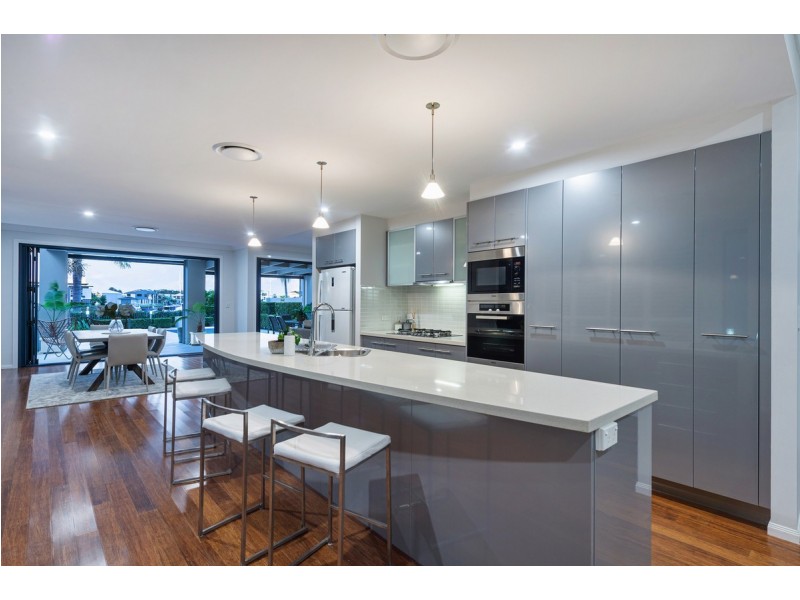 24 Brindabella Close, Coomera Waters QLD 4209