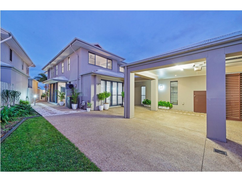 24 Brindabella Close, Coomera Waters QLD 4209