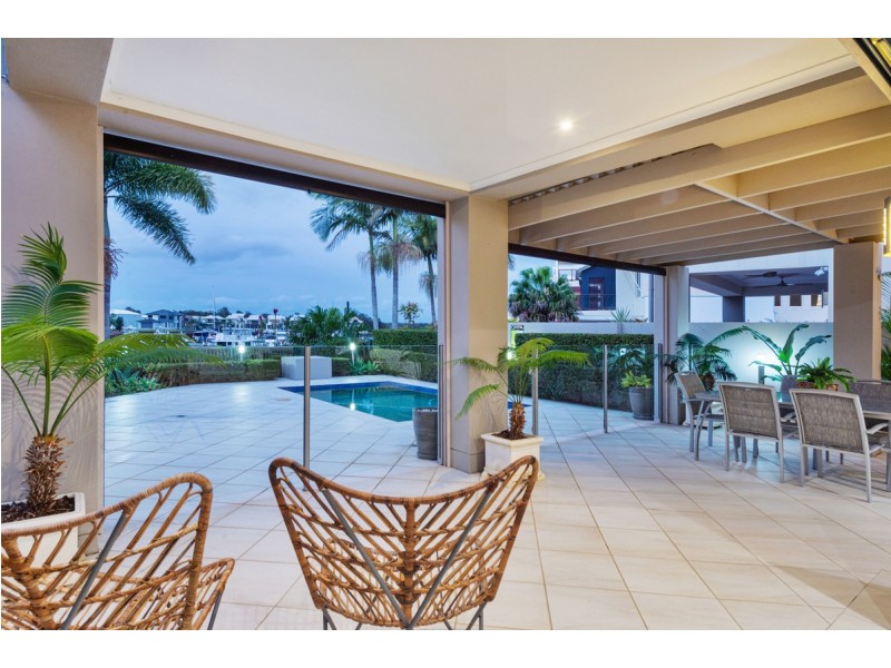 24 Brindabella Close, Coomera Waters QLD 4209