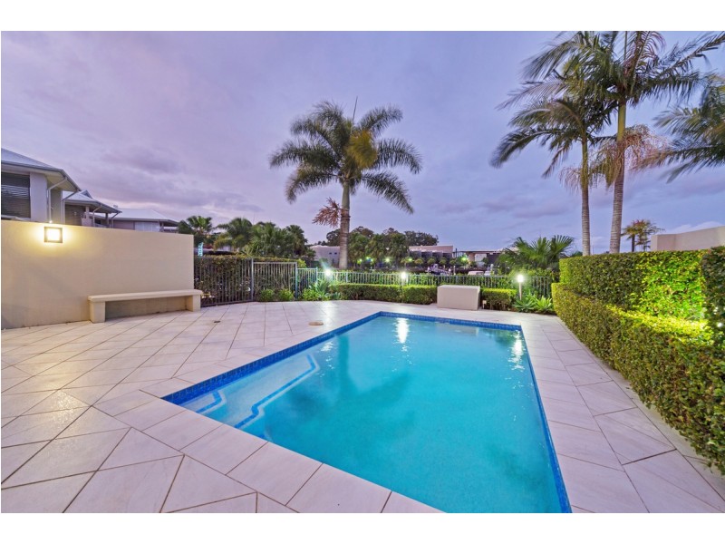 24 Brindabella Close, Coomera Waters QLD 4209