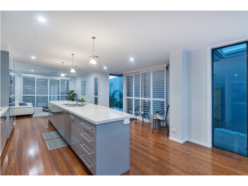 24 Brindabella Close, Coomera Waters QLD 4209