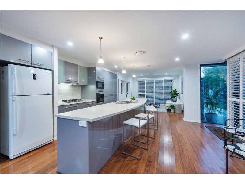 24 Brindabella Close, Coomera Waters QLD 4209