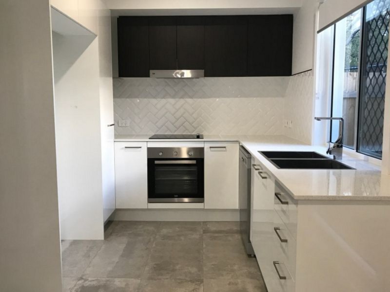 2/25 Waheed Street, Marsden QLD 4132