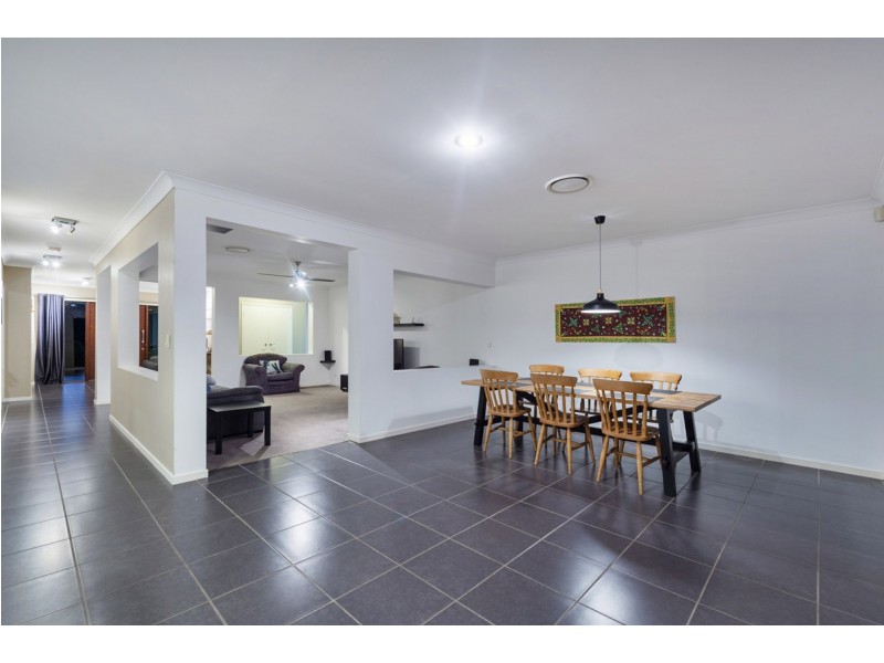 107 Ormeau Ridge Road, Ormeau Hills QLD 4208