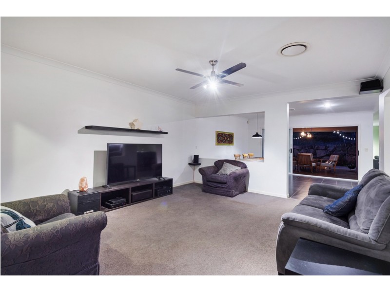 107 Ormeau Ridge Road, Ormeau Hills QLD 4208