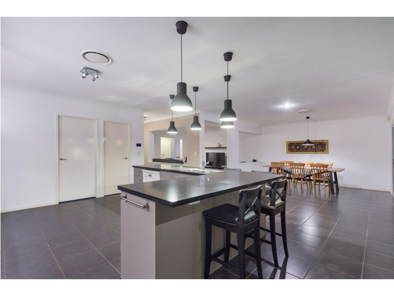 107 Ormeau Ridge Road, Ormeau Hills QLD 4208