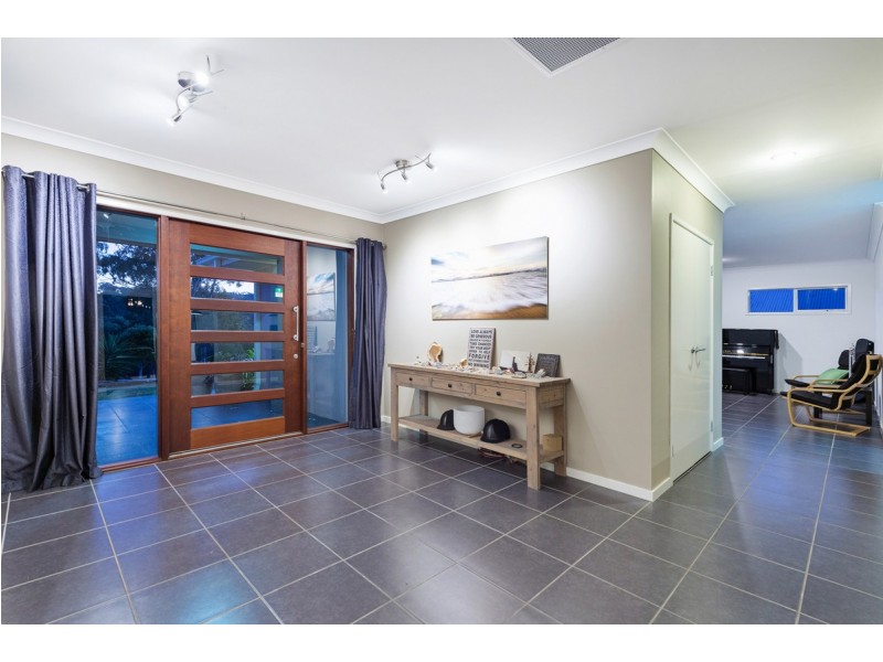 107 Ormeau Ridge Road, Ormeau Hills QLD 4208