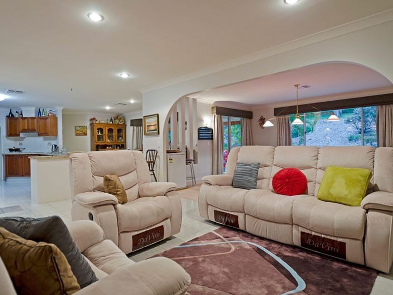 401 Tamborine Mountain Rd, Tamborine QLD 4270