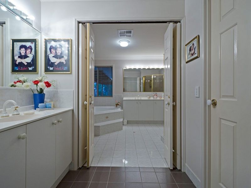 401 Tamborine Mountain Rd, Tamborine QLD 4270