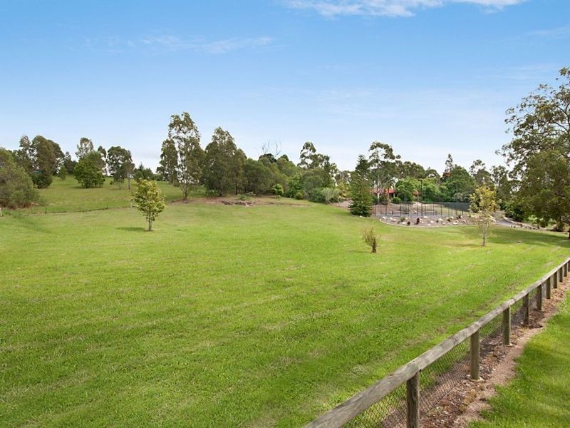 401 Tamborine Mountain Rd, Tamborine QLD 4270