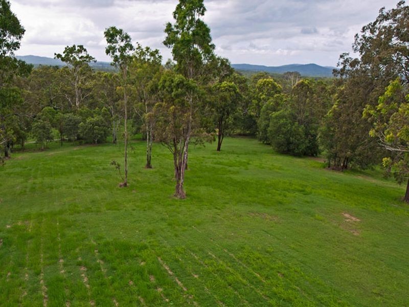 401 Tamborine Mountain Rd, Tamborine QLD 4270