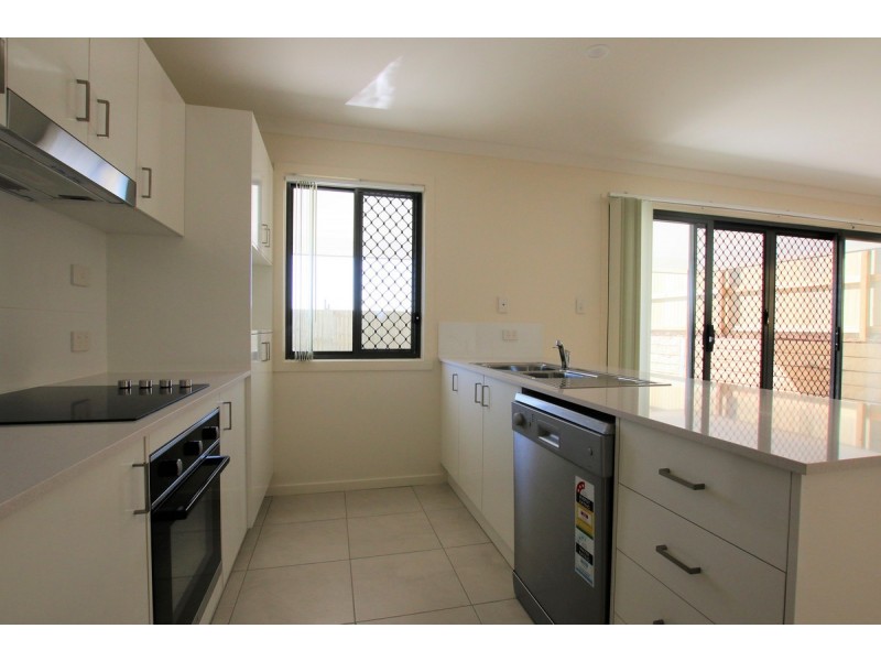 28 Arrowsmith Crescent, Ormeau Hills QLD 4208