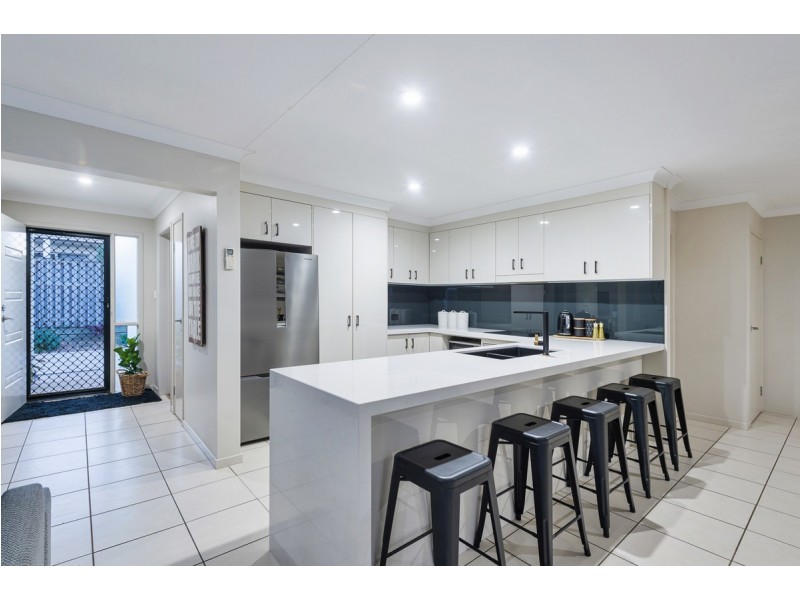 5 Summerlea Crescent, Ormeau QLD 4208