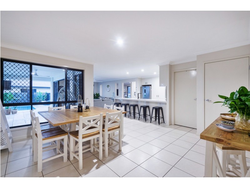 5 Summerlea Crescent, Ormeau QLD 4208