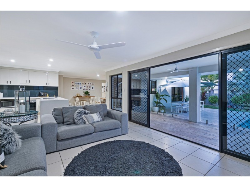 5 Summerlea Crescent, Ormeau QLD 4208