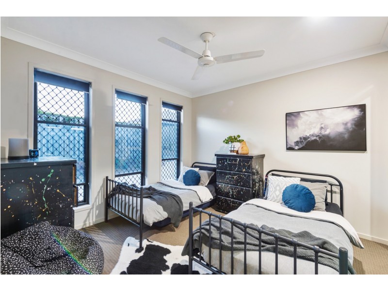 5 Summerlea Crescent, Ormeau QLD 4208