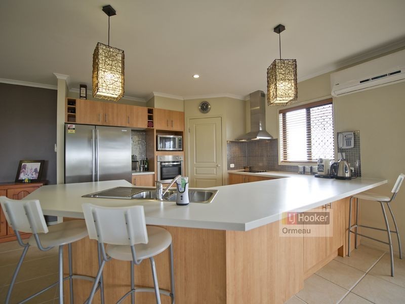 10 Penneshaw Crescent, Ormeau QLD 4208