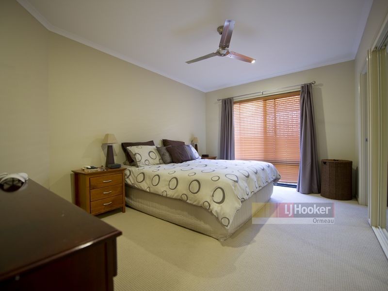 10 Penneshaw Crescent, Ormeau QLD 4208