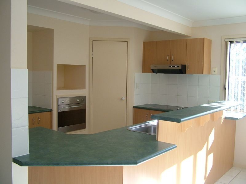 2 Chester Cls, Ormeau QLD 4208