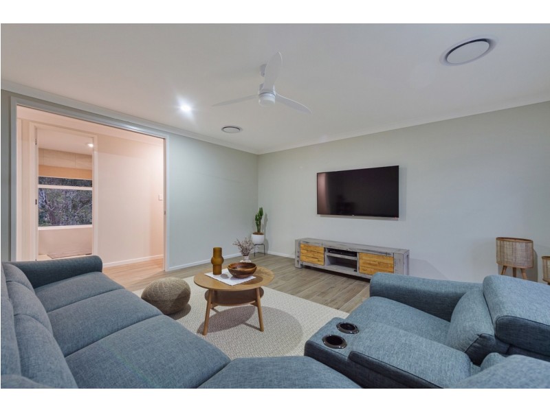 68 Countryview Street, Kingsholme QLD 4208