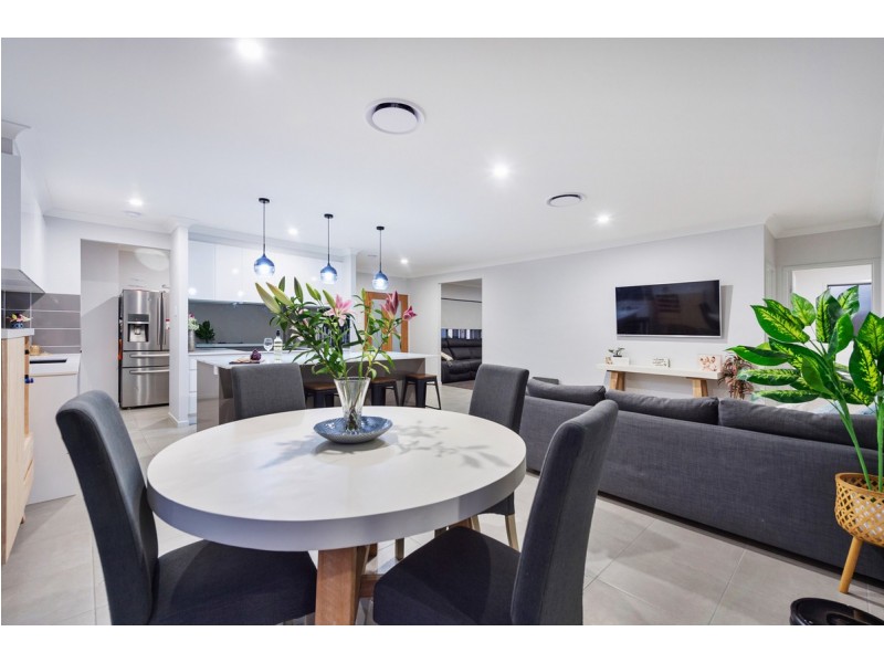 24 Gower Court, Pimpama QLD 4209