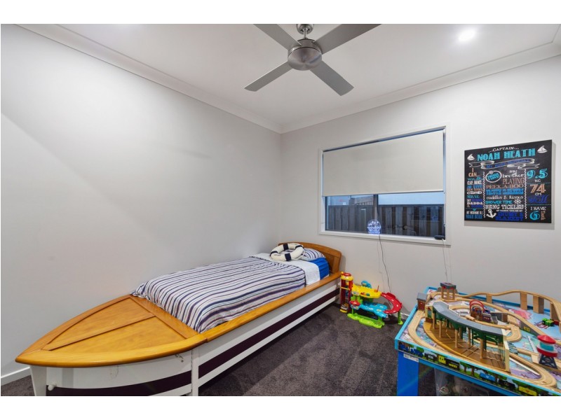 24 Gower Court, Pimpama QLD 4209