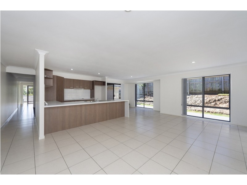 18 Emily Street, Ormeau QLD 4208