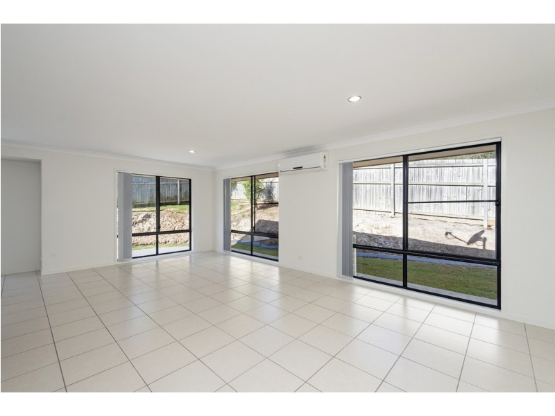 18 Emily Street, Ormeau QLD 4208