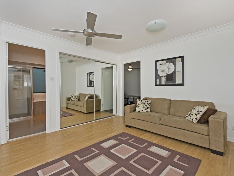 26 Yarwood Crescent, Ormeau Hills QLD 4208