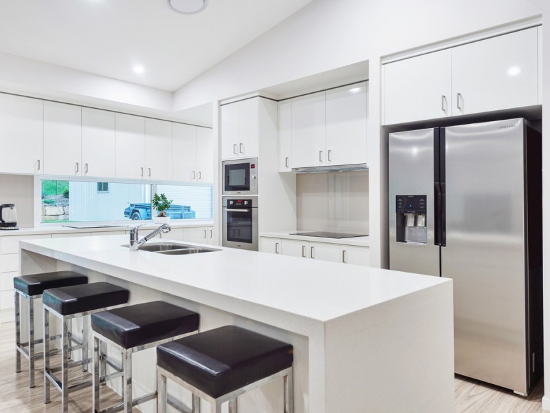 85 Montego Hills Drive, Kingsholme QLD 4208