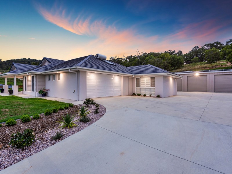 85 Montego Hills Drive, Kingsholme QLD 4208