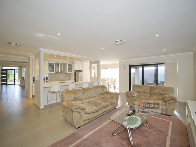 24 Penneshaw Crescent, Ormeau QLD 4208