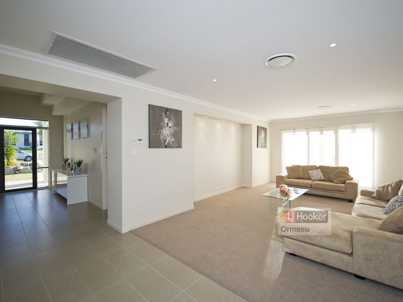 24 Penneshaw Crescent, Ormeau QLD 4208