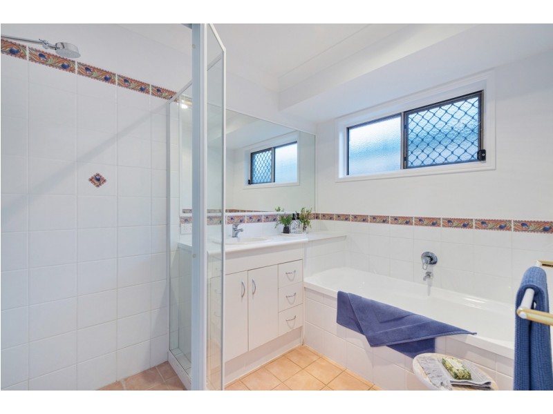 74 Ormeau Ridge Road, Ormeau Hills QLD 4208