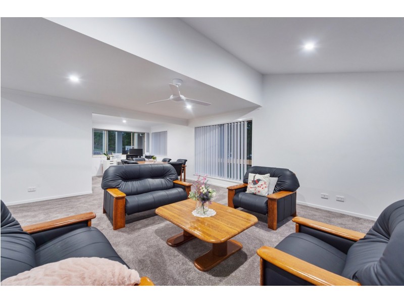 101 Peachey Road, Ormeau QLD 4208