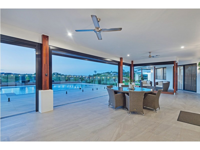112 Montego Hills Drive, Kingsholme QLD 4208