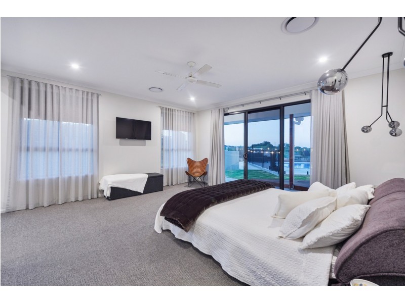 112 Montego Hills Drive, Kingsholme QLD 4208