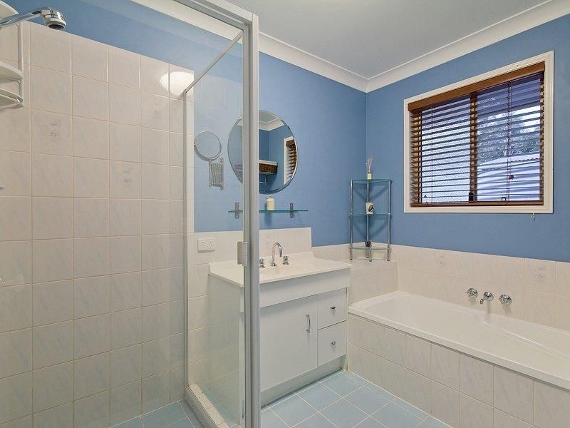20 Petrel Place, Jacobs Well QLD 4208