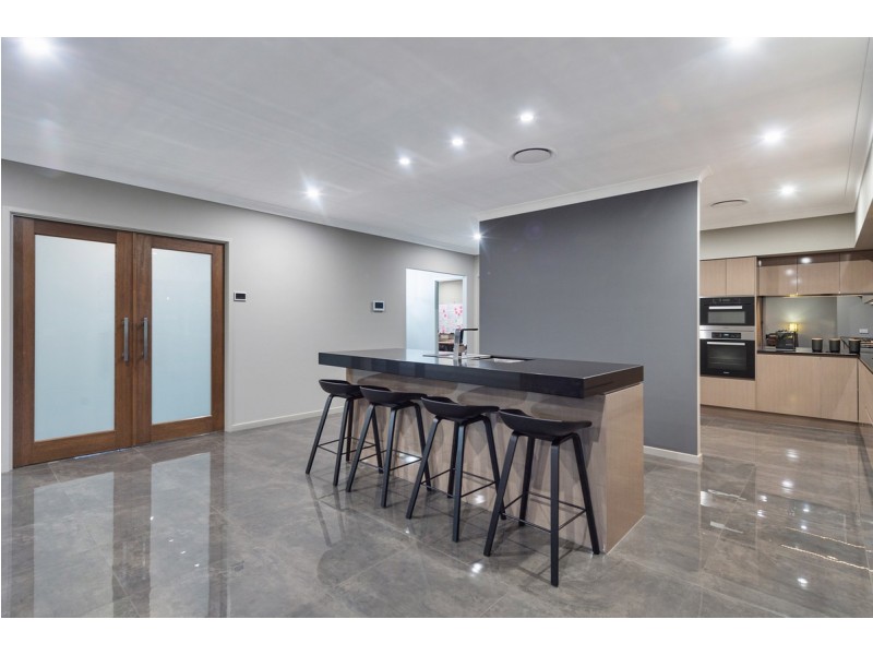 68 Montego Hills Drive, Kingsholme QLD 4208