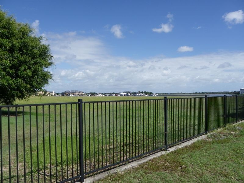 42 Marina Parade, Jacobs Well QLD 4208