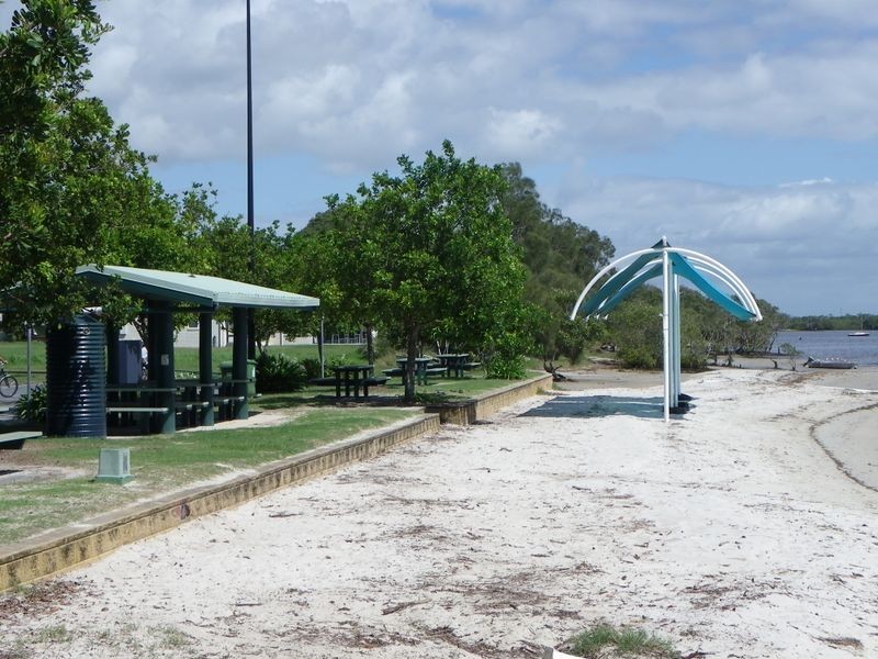 42 Marina Parade, Jacobs Well QLD 4208