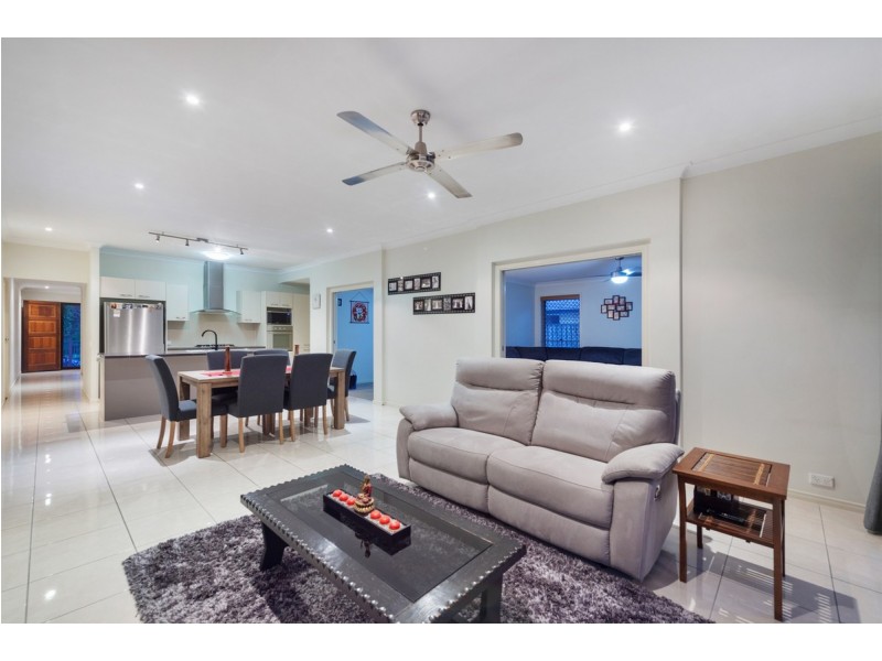 23 Lynbrook Avenue, Ormeau QLD 4208