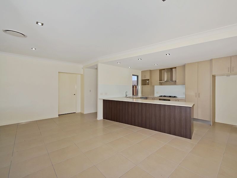 4 Limmen Street, Pimpama QLD 4209