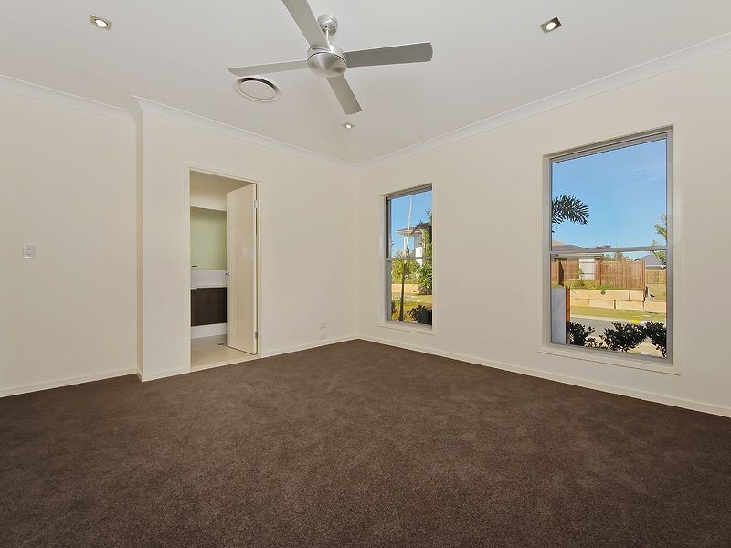 4 Limmen Street, Pimpama QLD 4209