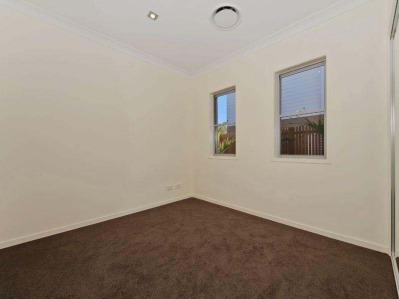 4 Limmen Street, Pimpama QLD 4209