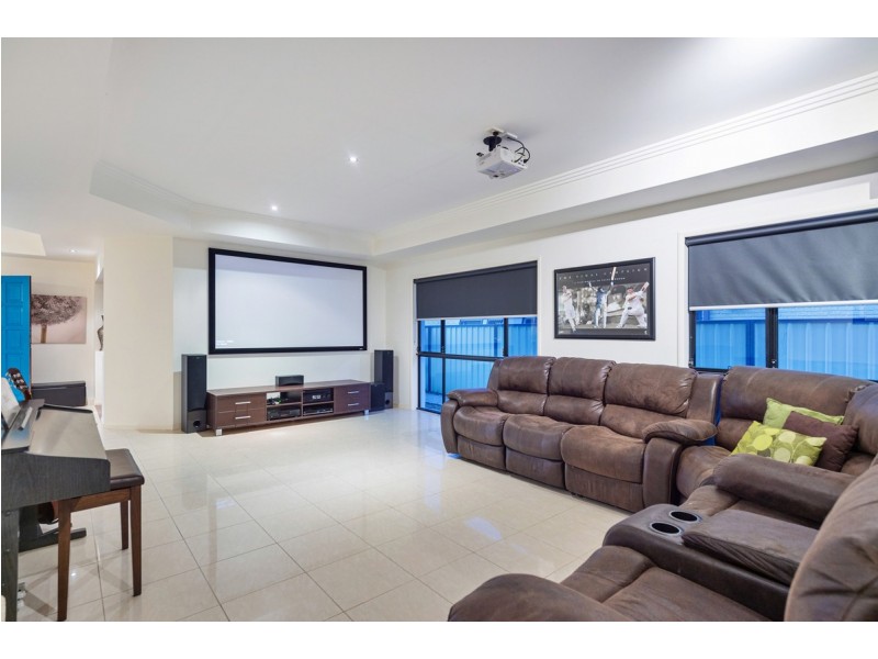 84 Halfway Drive, Ormeau QLD 4208